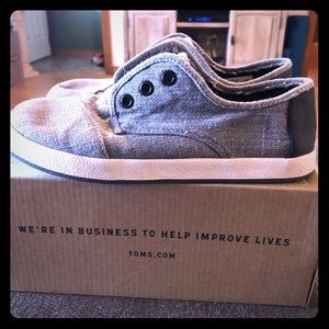 Boys Toms Paseo, Gray, Size 2